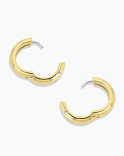 Load image into Gallery viewer, GOR Noel Shimmer Hoops
