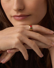 Load image into Gallery viewer, GOR Amour Helium Heart Statement Ring
